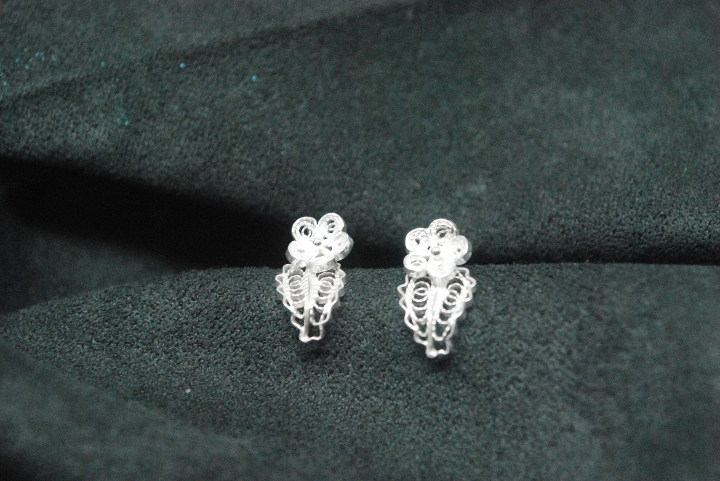 Tiny flower and leaf stud earrings